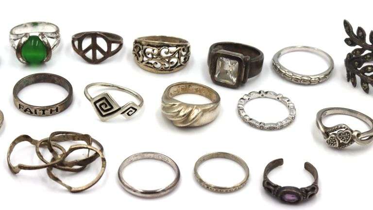 Group lot of Vintage 925 sterling silver rings