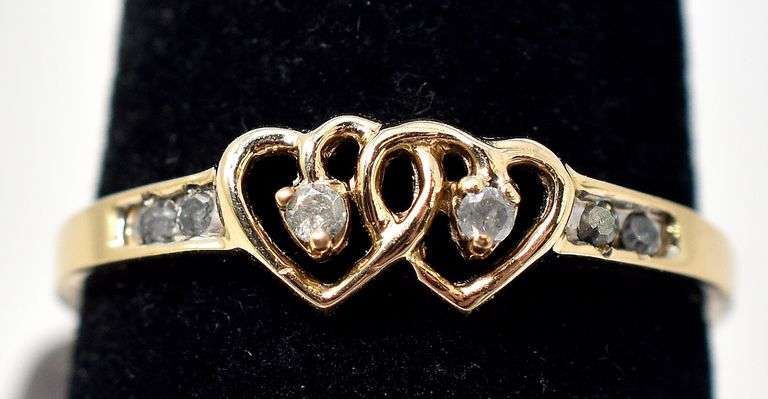 Brilliant Heart Themed Ring in 10K Yellow Gold