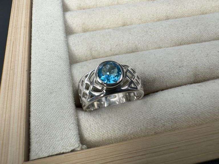 Sterling Silver 925 Natural Gemstone Blue Topaz Ring Size 8