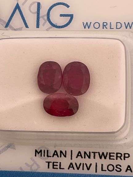 CERTIFIED NATURAL RED RUBIES (3 OVAL SHAPED) 2.07 CARATS