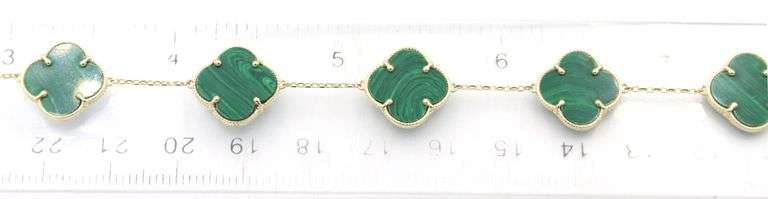 Precious 14K Yellow Gold Malachite Clover Motif Bracelet Inspired by Van Cleef