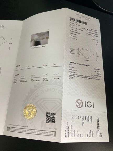 I.G.I CERTIFIED 3.10 CARAT MARQUISE CUT DIAMOND