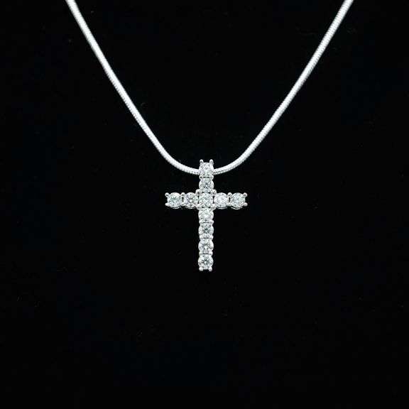 Sparkling 14 Kt White Gold Plated 5.65 Ctw Simulated Diamond Cross Pendant