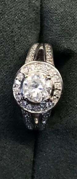 Gorgeous 14K White Gold Natural Diamond Ring