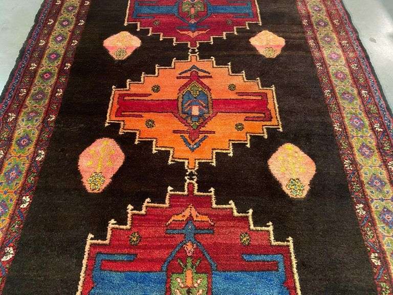 Unique Persian Hamedan Rug 5'.3"x8'