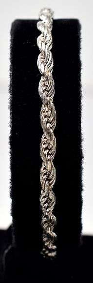 Twisted Rope Chain Clasp Bracelet in Sterling Silver