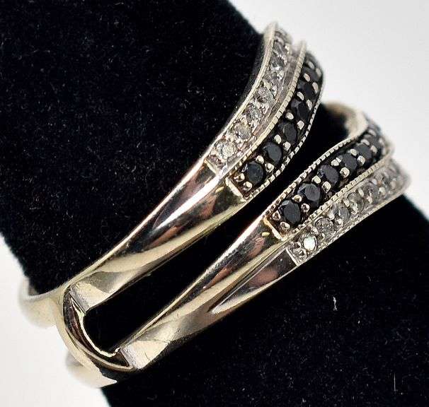 Amazing 14K White Gold Black Spinel and Diamond Ring