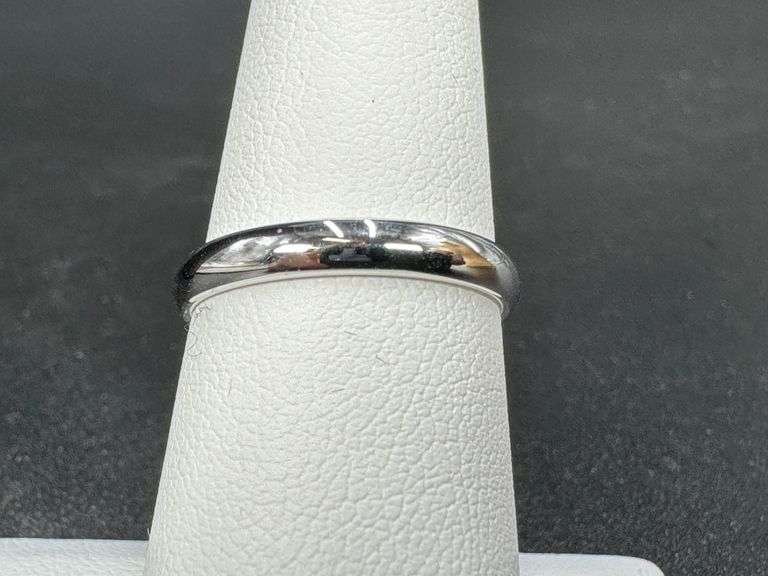 10k White Solid Gold 3mm Domed Plain Men's Women's Wedding Band Size 8