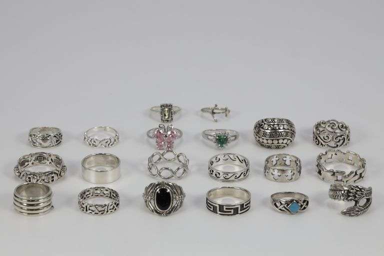.925 Sterling Silver Ring Assortment Various Sizes & Styles (20 Ring Lot)