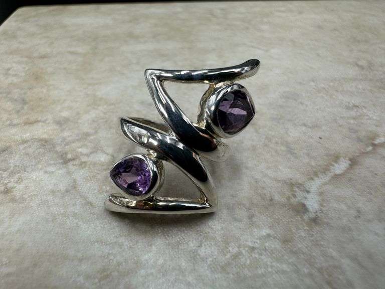 Sterling Silver Natural Gemstone Amethyst Ring Size 8