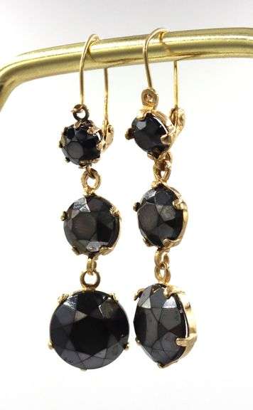 10kt Yellow gold 3 Hematite dangle earrings