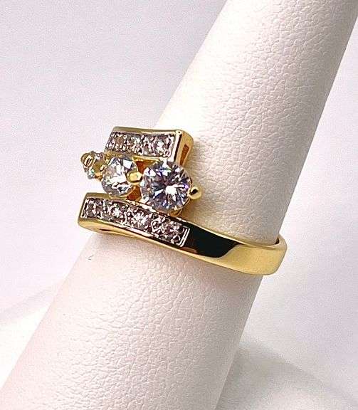 Dazzling 14 Kt Yellow Gold Plated 2.75 Ctw Lab Simulated Diamond Ring