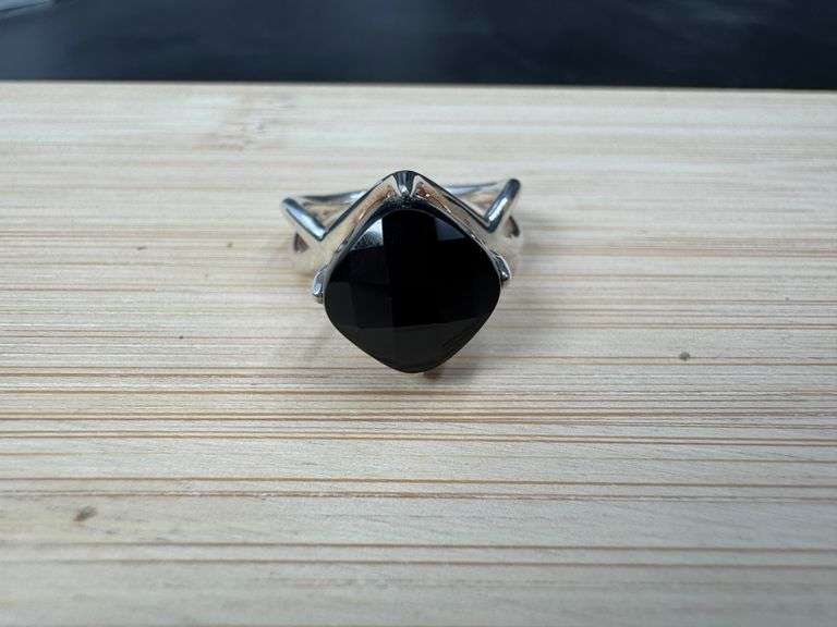 Sterling Silver Black Onyx Gemstone Ring Size 7