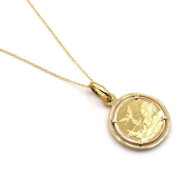 18kt Yellow gold Pisces Zodiac Medal pendant on chain