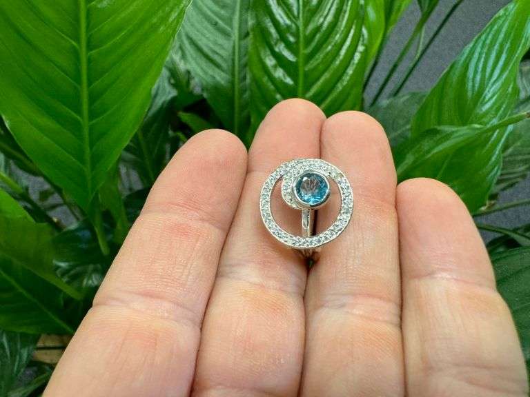 Sterling Silver 925 Natural Gemstone Blue Topaz & Clear CZ Ring Size 8