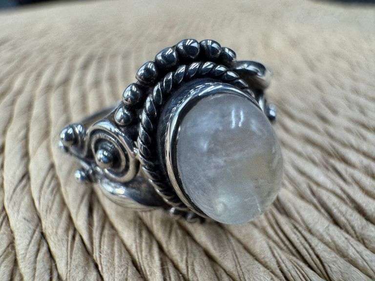 Sterling Silver Moonstone Gemstone Ring Size 6