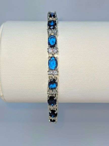 18 Kt White Gold Plated Lab Simulated 16.5 Cttw Midnight Blue Sapphire Tennis Bracelet