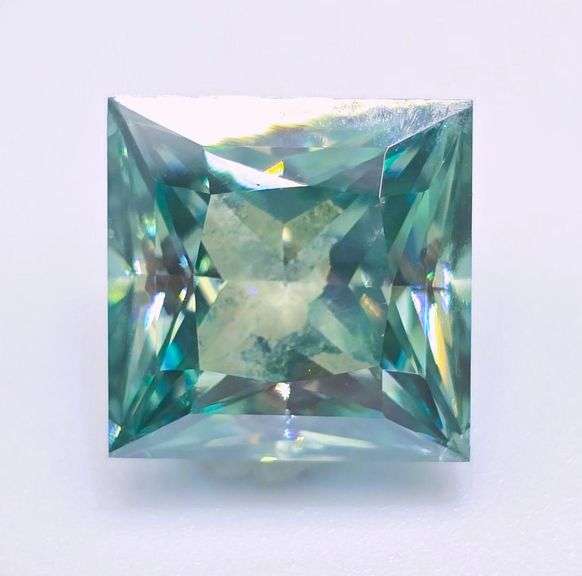 Amazing 3.95 Ct Mint Green Princess Cut Lab Simulated Diamond