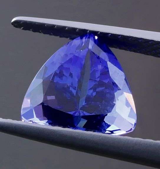 AAAA color! Incredible size! 3.38ct D block Tanzanite!!!