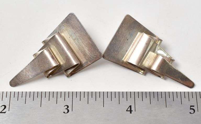 Vintage Triangular Stud Earrings in Sterling Silver