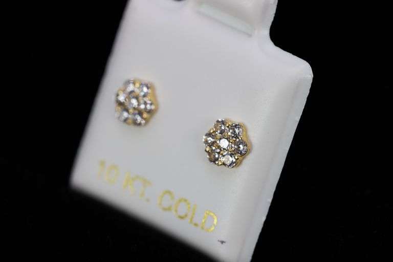 10k Yellow Gold Round White CZ Stud Flower Earrings