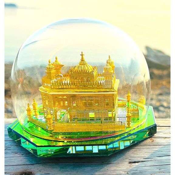 Golden Temple 24K Gold in Glass Dome