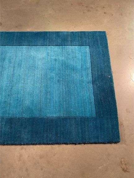 Solid 2 Tone Wool Runner 9'