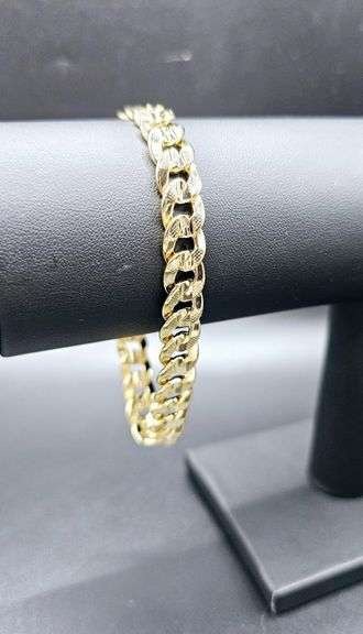 Sharp 24.5 Gram 14 Kt Gold Plate Curb Link Bracelet
