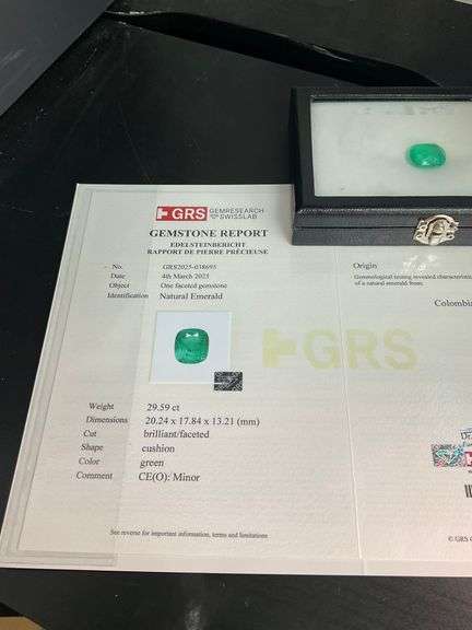 Investment! CERTIFIED 29.59 CARATS ALL NATURAL COLOMBIAN EMERALD