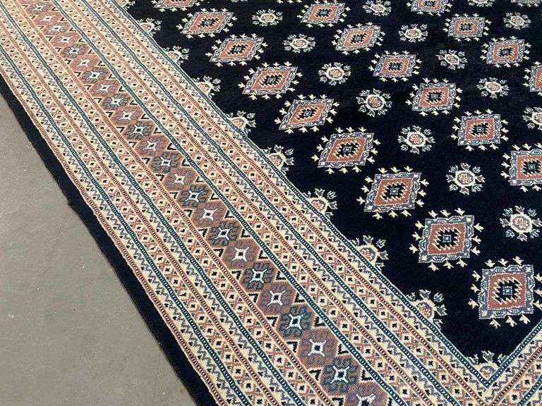 Timeless Bokhara rug 6x9