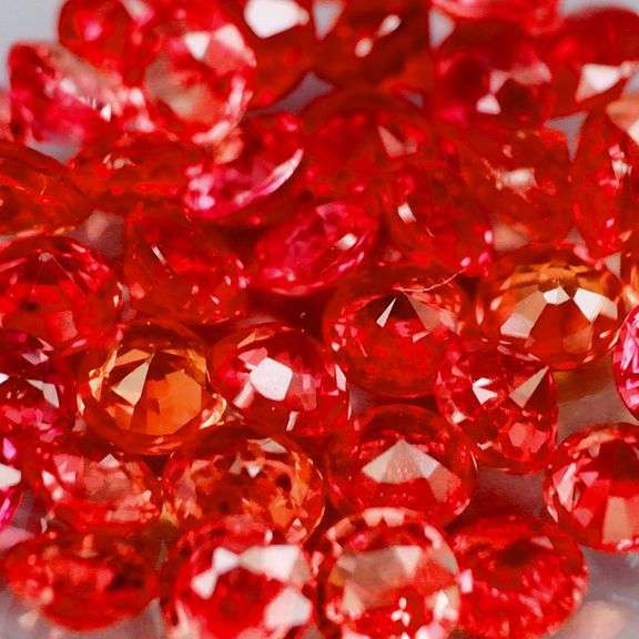 Brilliant red!!! 2.96ct diamond cut Songean Sapphire set