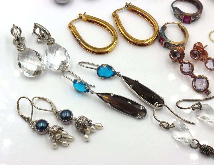 Group lot of Vintage 925 sterling silver earrings