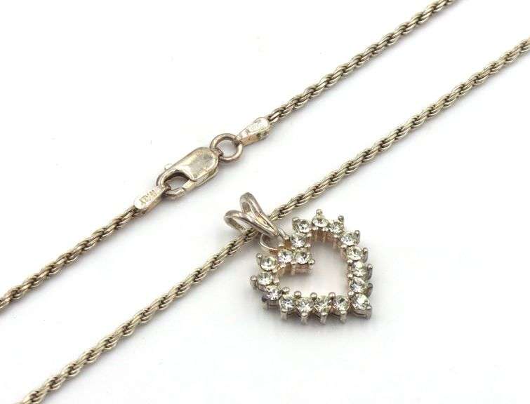 Group lot of 4 vintage 925 sterling silver necklaces