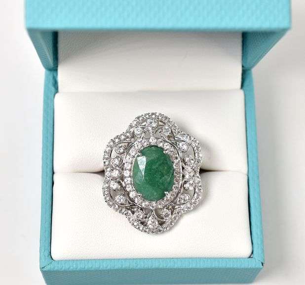 Stunning 7.75CTW Natural Emerald & White Sapphire Gemstone Ring in Sterling Silver