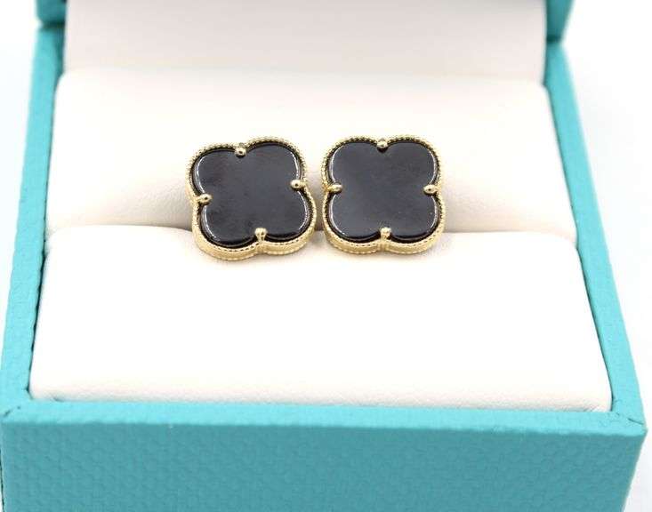 Precious 14K Yellow Gold Motif Black Onyx Stud Earrings