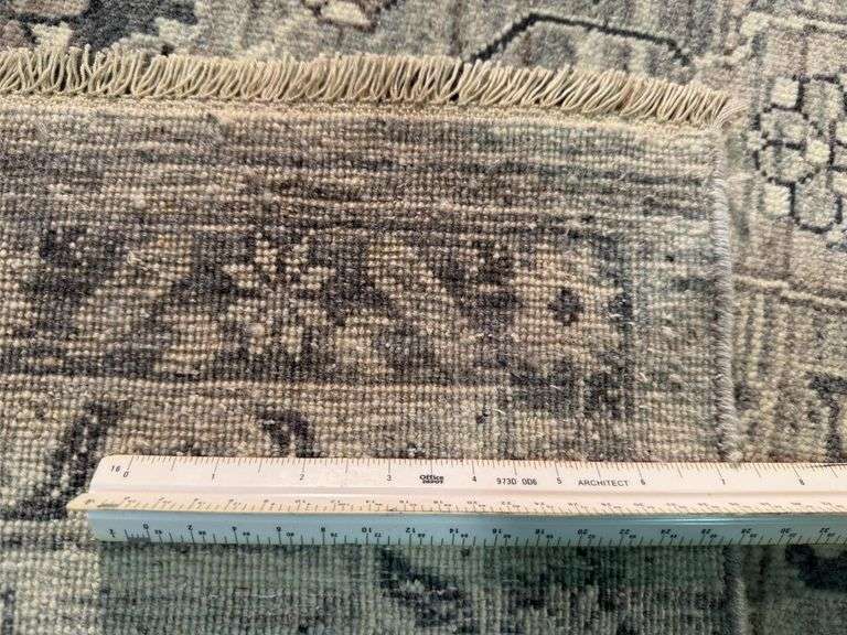 Magnificent & Decorative Rug 9x12