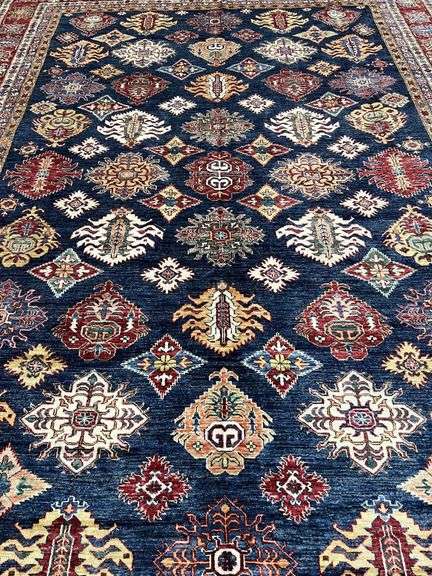 Stunning Handmade Kazak Design 9.10x13.1