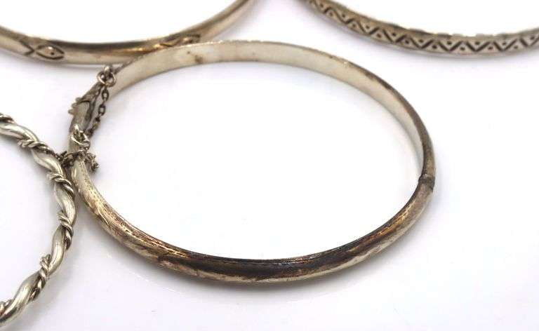Group lot of 7 Vintage 925 sterling silver bangles