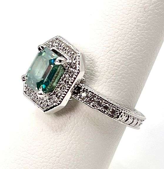Beautiful Russian 3.15 Ct Color Change Lab Simulated Alexandrite and Diamond Ring