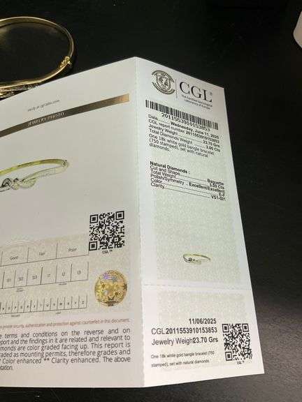 CERTIFIED 18K YELLOW GOLD AND DIAMOND BANGLE BRACELET