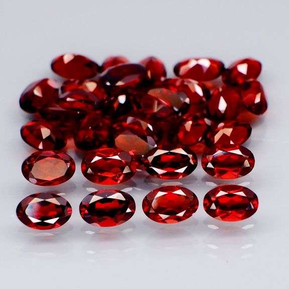 Top red! Untreated! Oval cut! 15.35ct Garnet set!!!