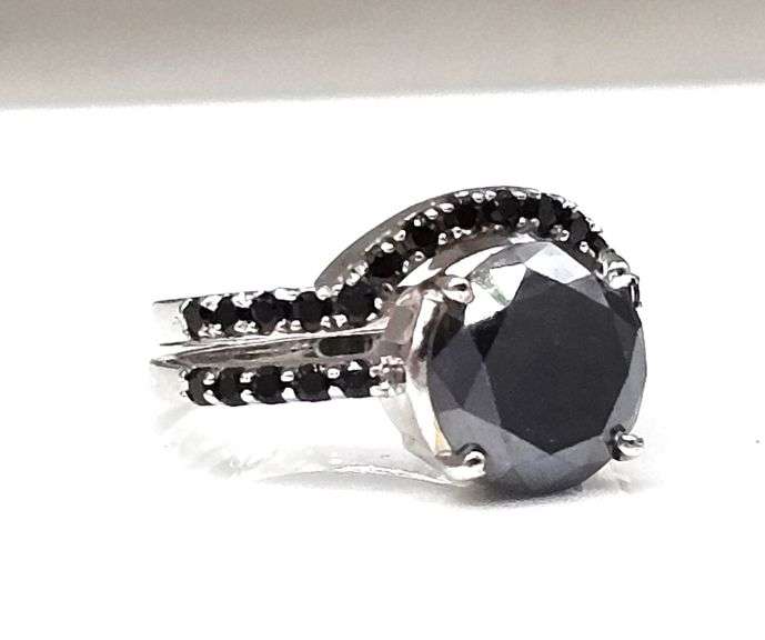 Dazzling 4.7 Ct Silk Black Lab Simulated Diamond 2 Band Ring