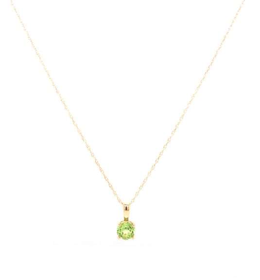 14kt Yellow gold 0.55ct Peridot pendant on chain