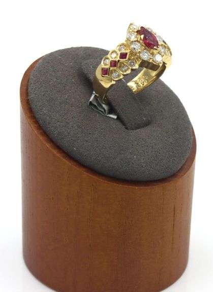 18kt Yellow gold 0.49ctw ruby and 0.85ctw diamond halo marquise ring