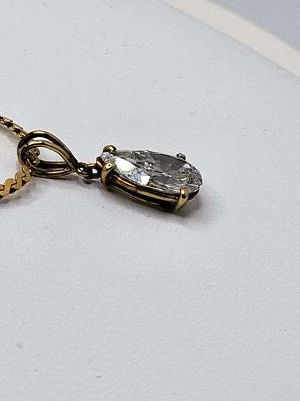 Exquisite Antique 2.46 CTW Diamond Centerpiece Pendant with 15" 18K Yellow Gold Chain