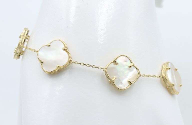 Lovely 14K Yellow Gold 5 Motif Mother of Pearl Bracelet