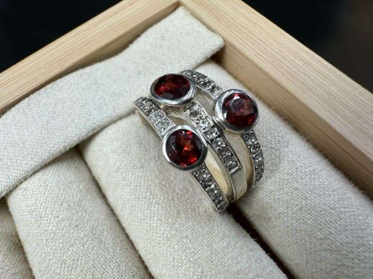 Sterling Silver 925 Natural Garnet Gemstone and Clear CZ Ring Size 6.5