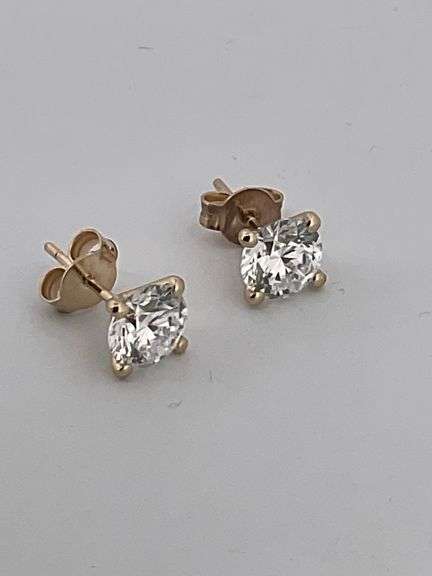 BRAND NEW 4.00 CARATS LAB GROWN DIAMOND STUDS. 14K YELLOW GOLD