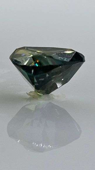 Dazzling 3.35 Ct Trillion Cut Emerald Gren Lab Simulated Diamond Solitaire
