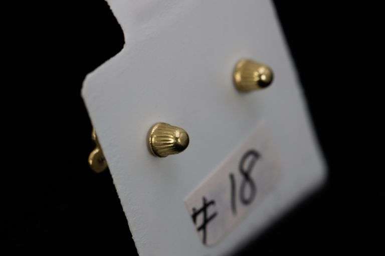 10k Yellow Gold White CZ Butterfly Cute Stud Earrings
